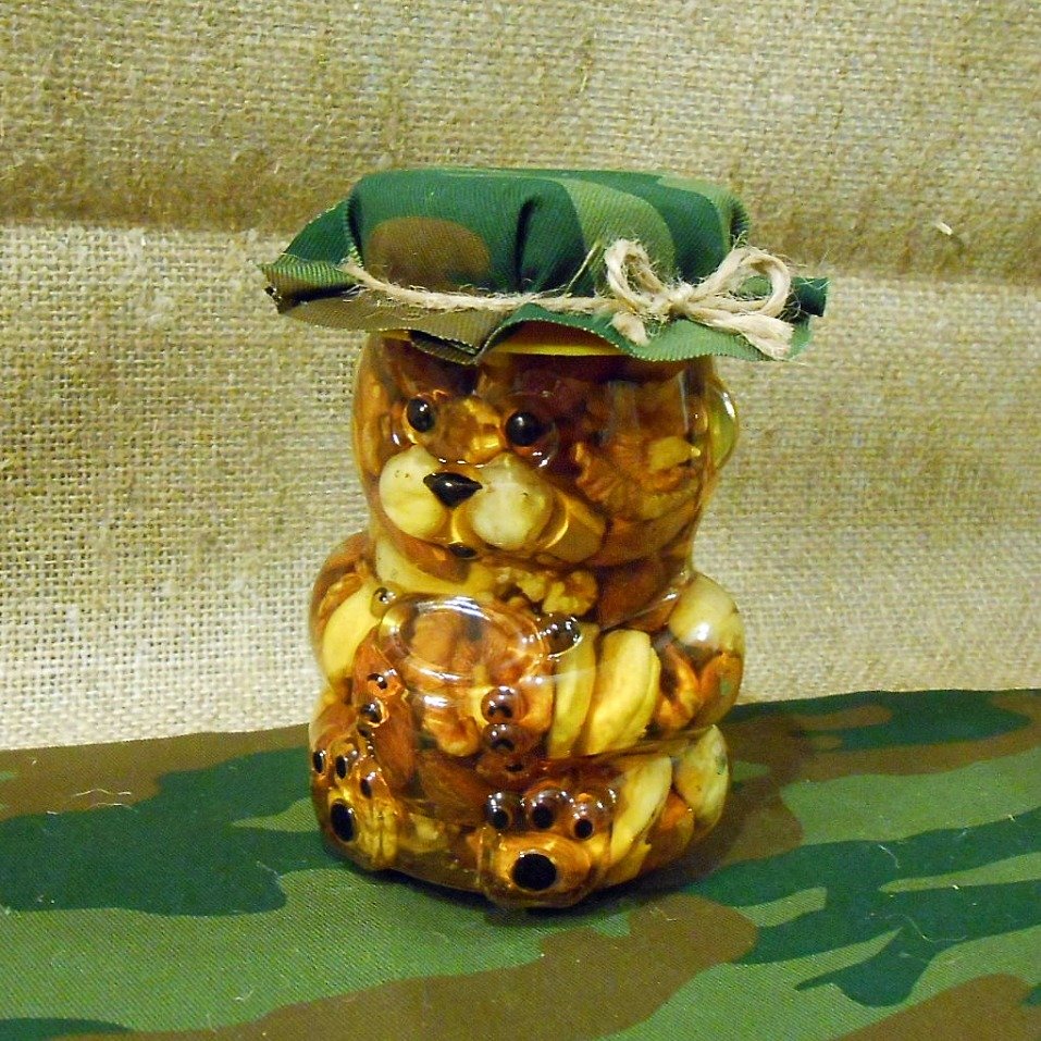 Орехи в меду "Мишка военный", 295 мл.