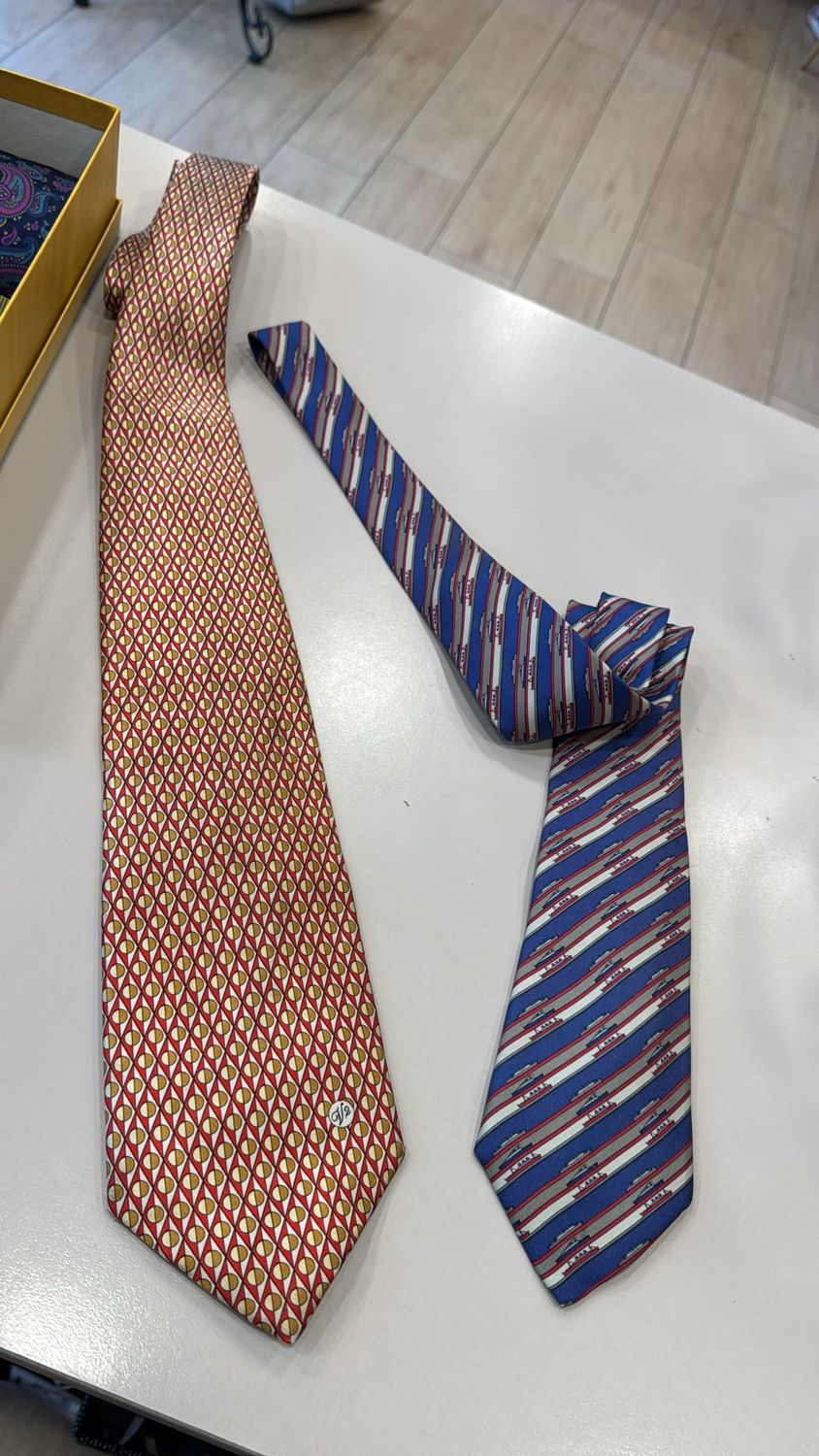 Cravatta Hermès