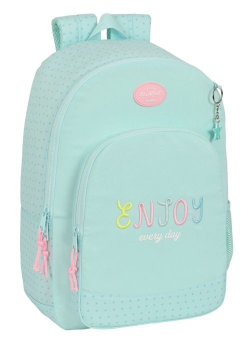 MOCHILA ADAPTABLE CARRO RECICLADO BLACKFIT8 ENJOY 30x46x14cm
