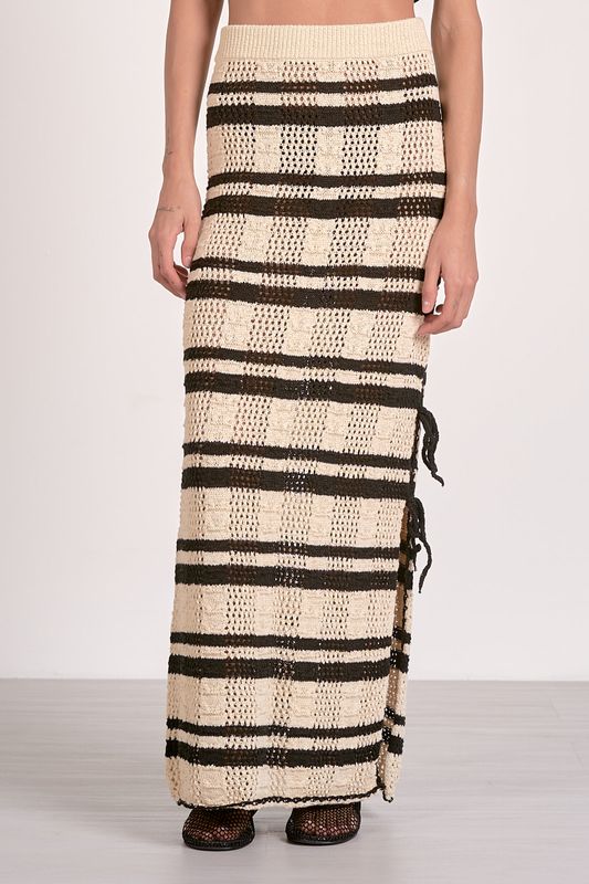 Natural Black Skirt 