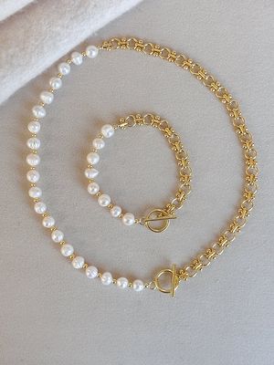 Easton Elle Pearl Loop Bracelet 