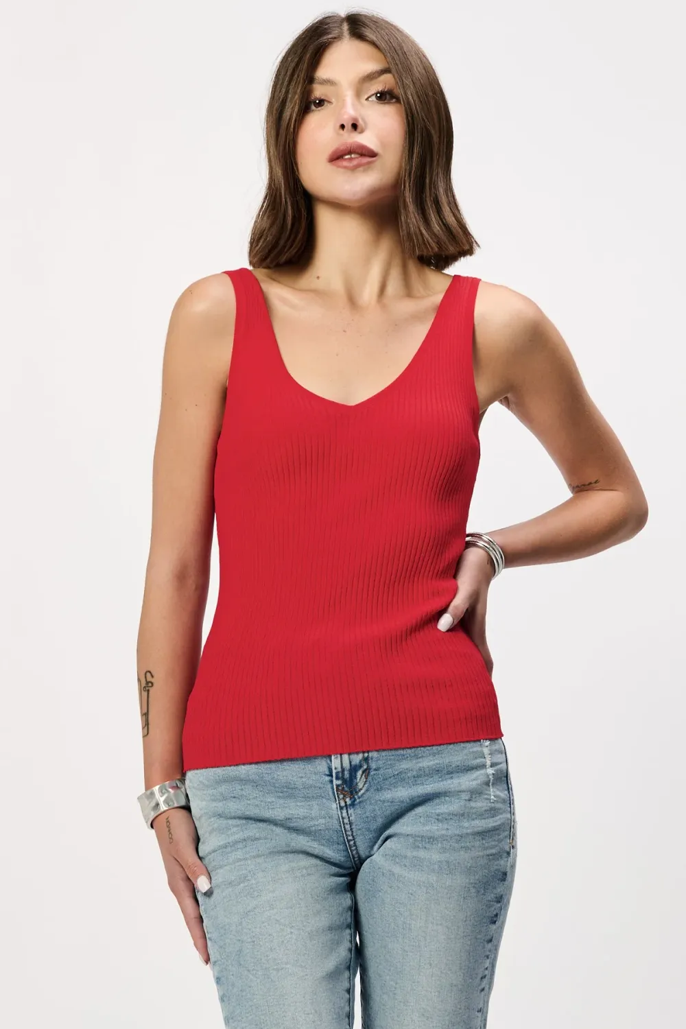 Fiery Red Noa
