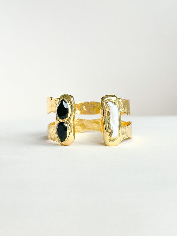 Easton Elle Black Pearl Cuff