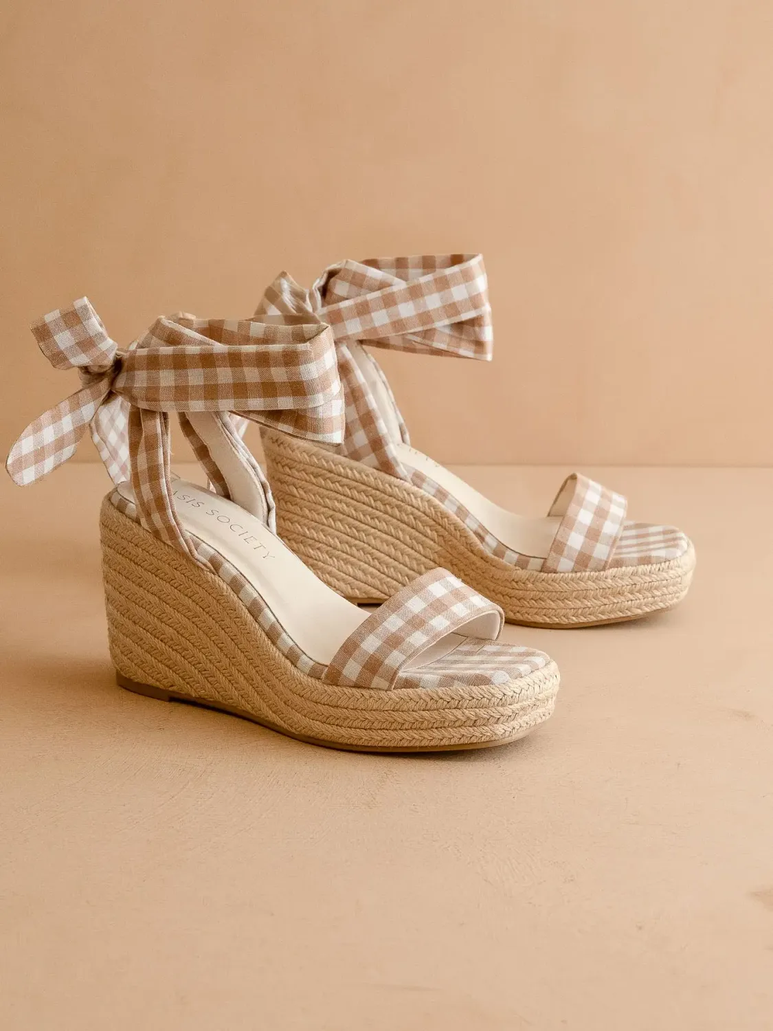 The Oceana | Latte Gingham Wrap Wedge