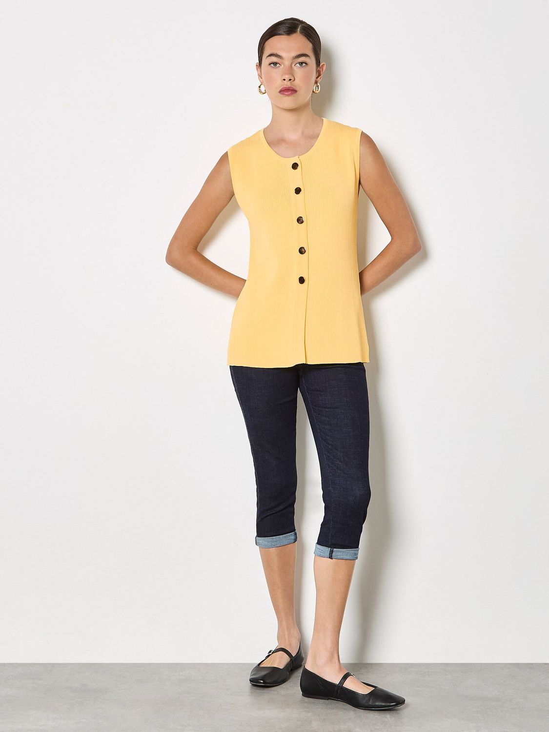 Button Slvless Top