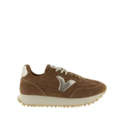 Victoria Cuero Viento Sneakers