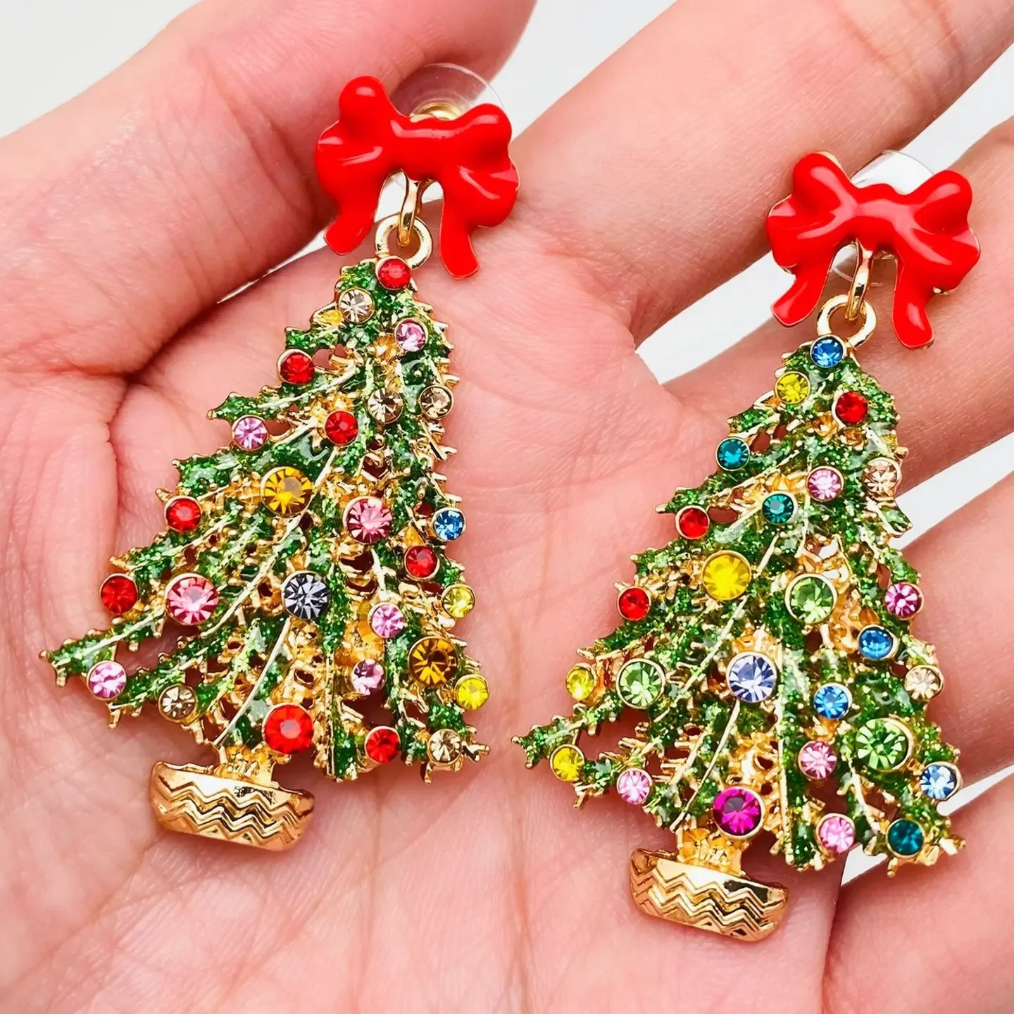Red bow Christmas Tree Earrings
