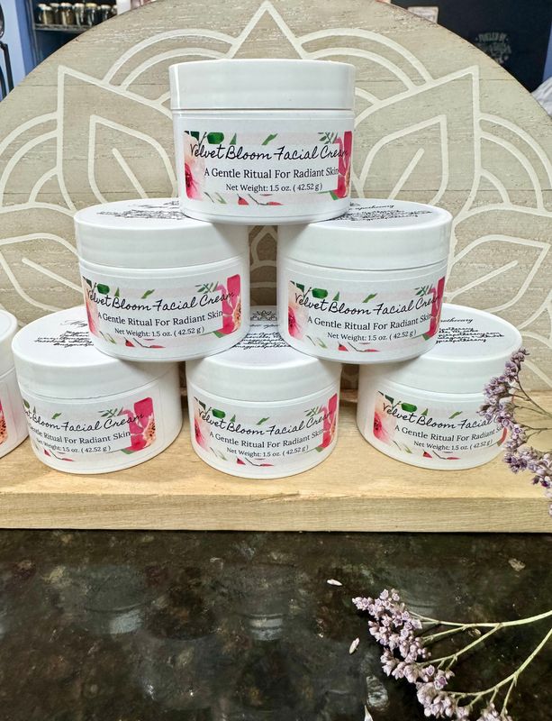 Velvet Bloom Facial Cream