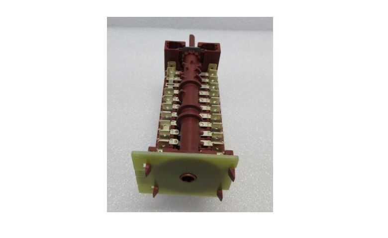 COMUTADOR 12P MMX