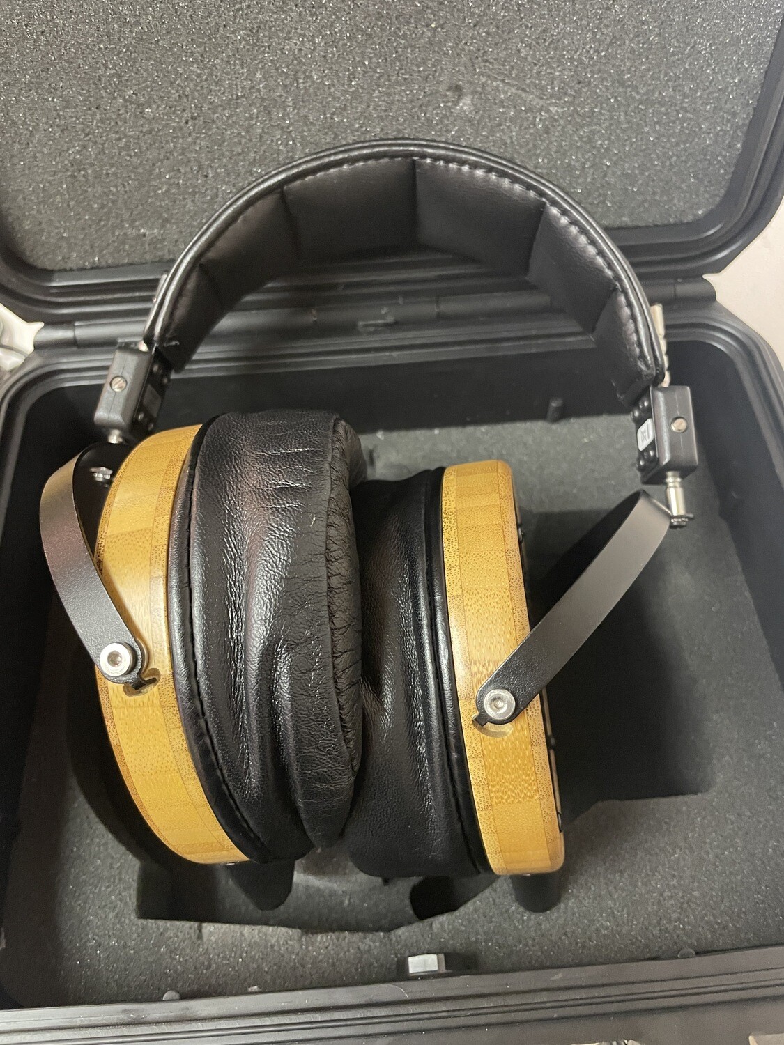 Audeze LCD-2 (Bamboo Finish) (Pre-Owned)