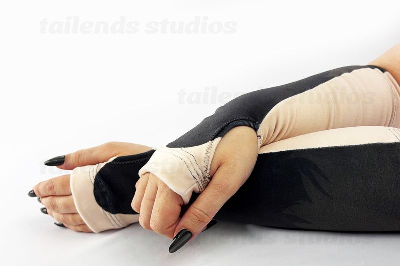 Bernese - Arm Warmers
