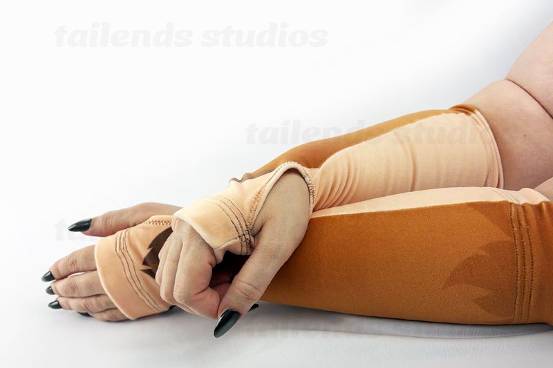 Coyote - Arm Warmers