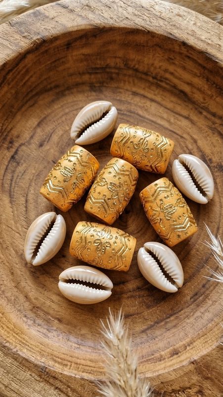 Engraved Wooden beads + Cowries Combo
