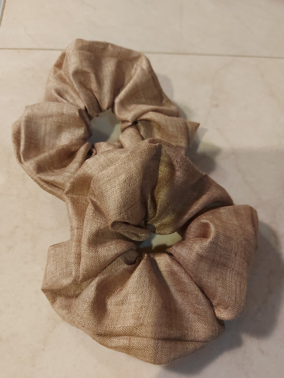 100% Organic Silk Scrunchie (Colour Tan)