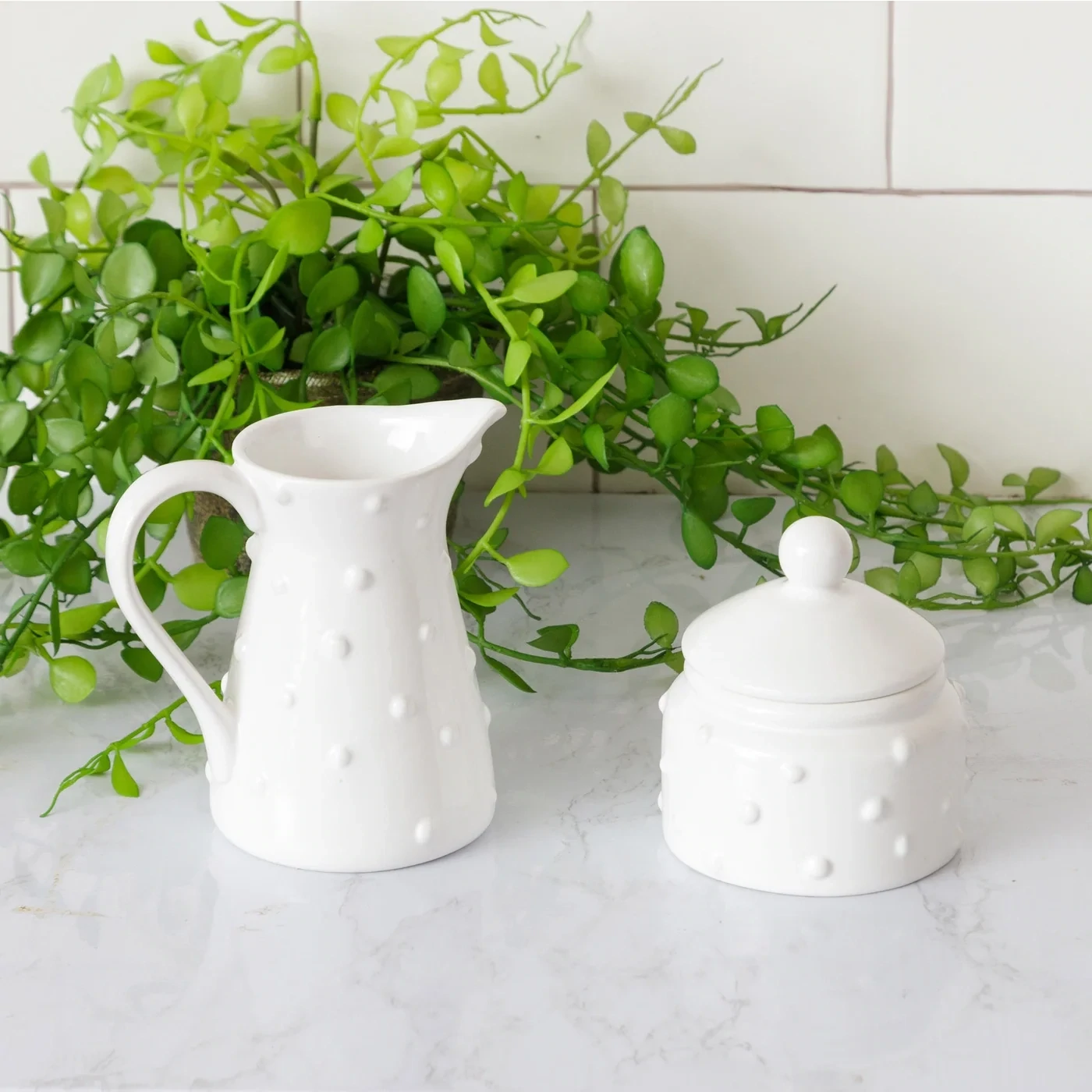 Dottie Sugar And Creamer Set