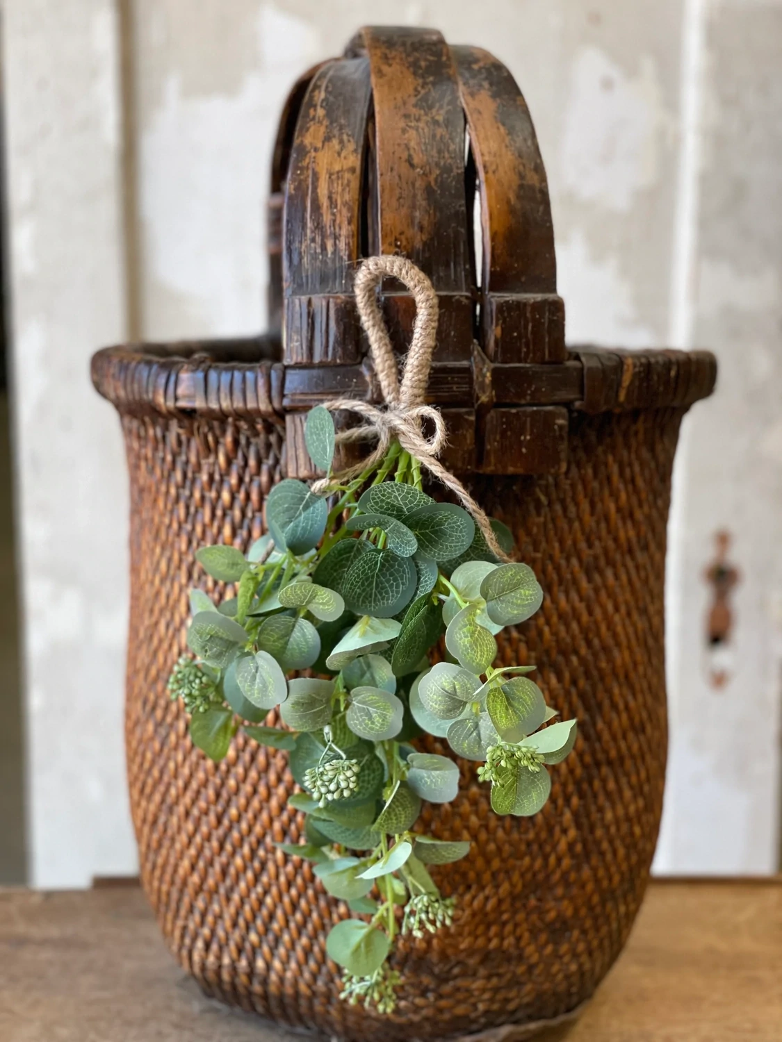 13&quot; Sweet Seed Eucalyptus Mini Drop