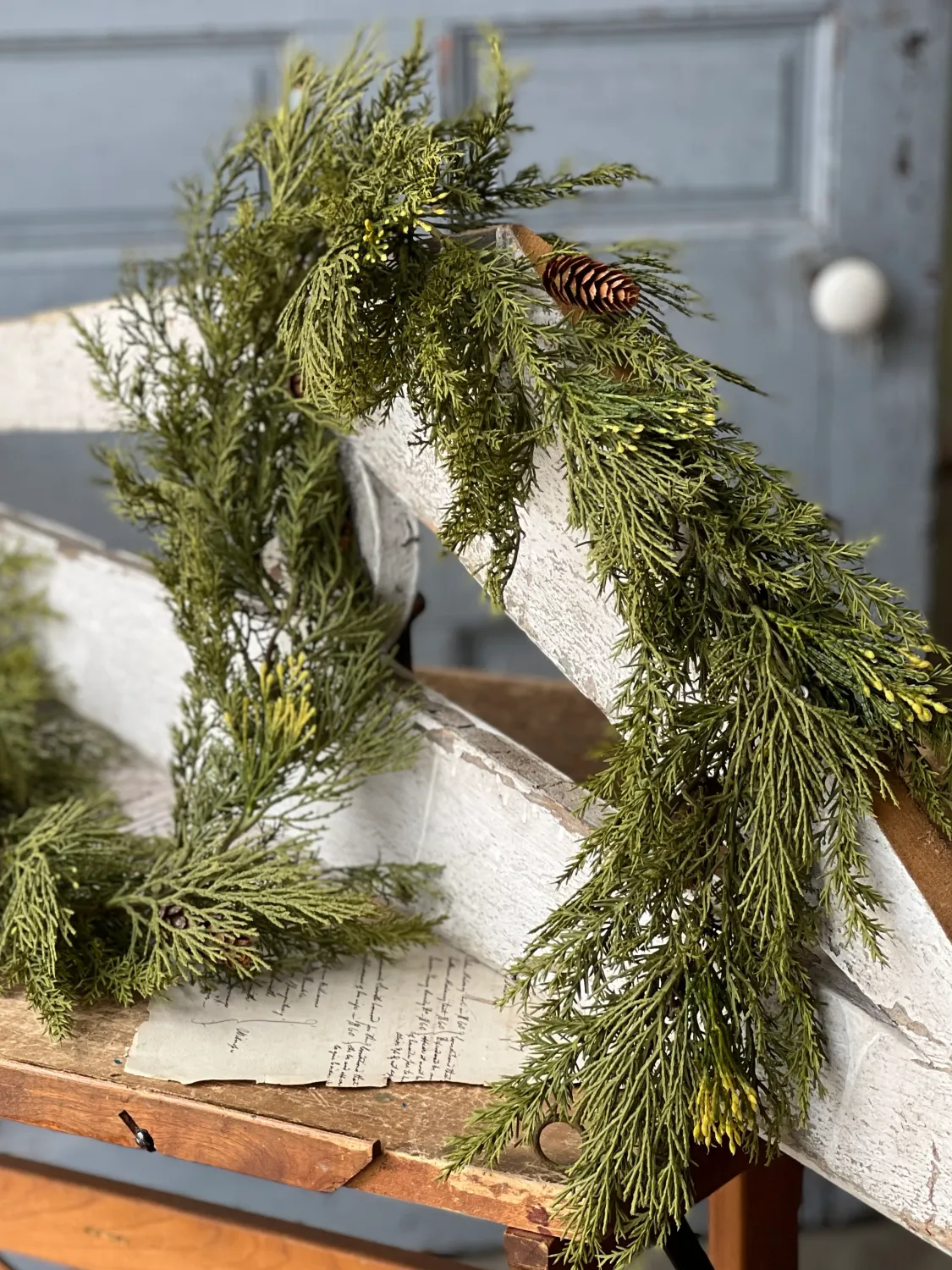 6&#39; Alpine Cedar Garland