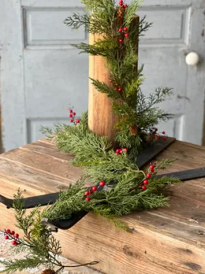 6' Alpine w/Berries Garland
