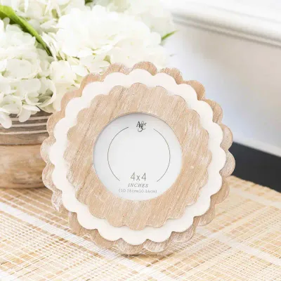 Round Scalloped Photo Frames 4x4