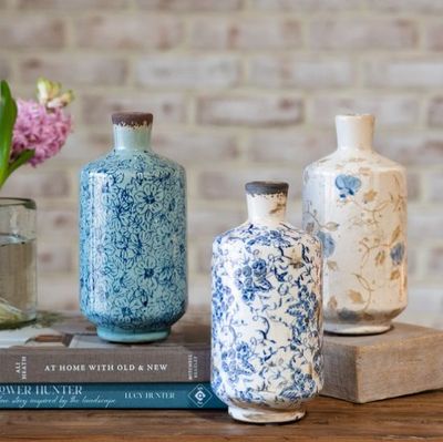 7.5" Blue Floral Vases
