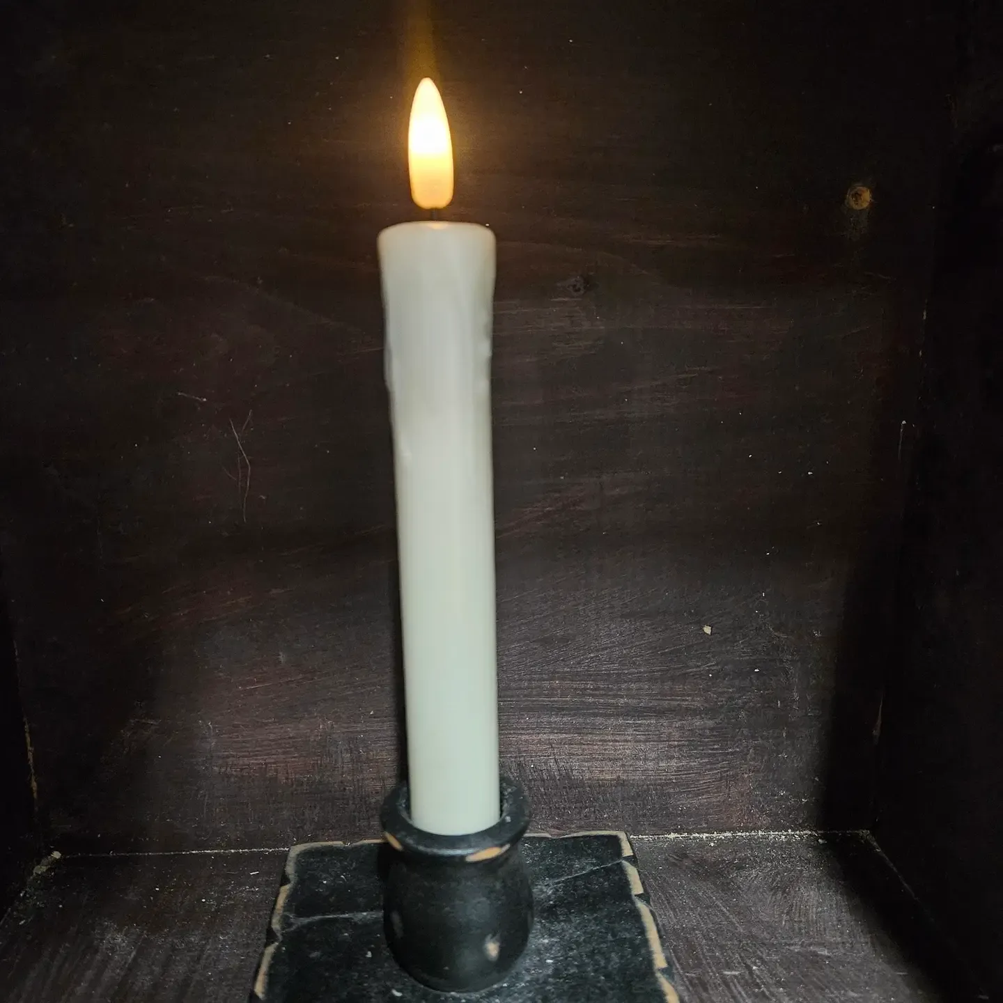 7&quot; Cream Realistic Flame 2PK