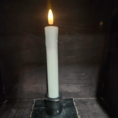 7&quot; Cream Realistic Flame 2PK