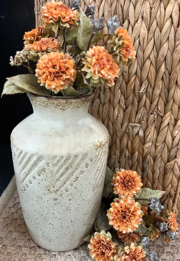 18&quot; Button Mums