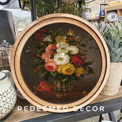 Vintage Dark Floral Round
