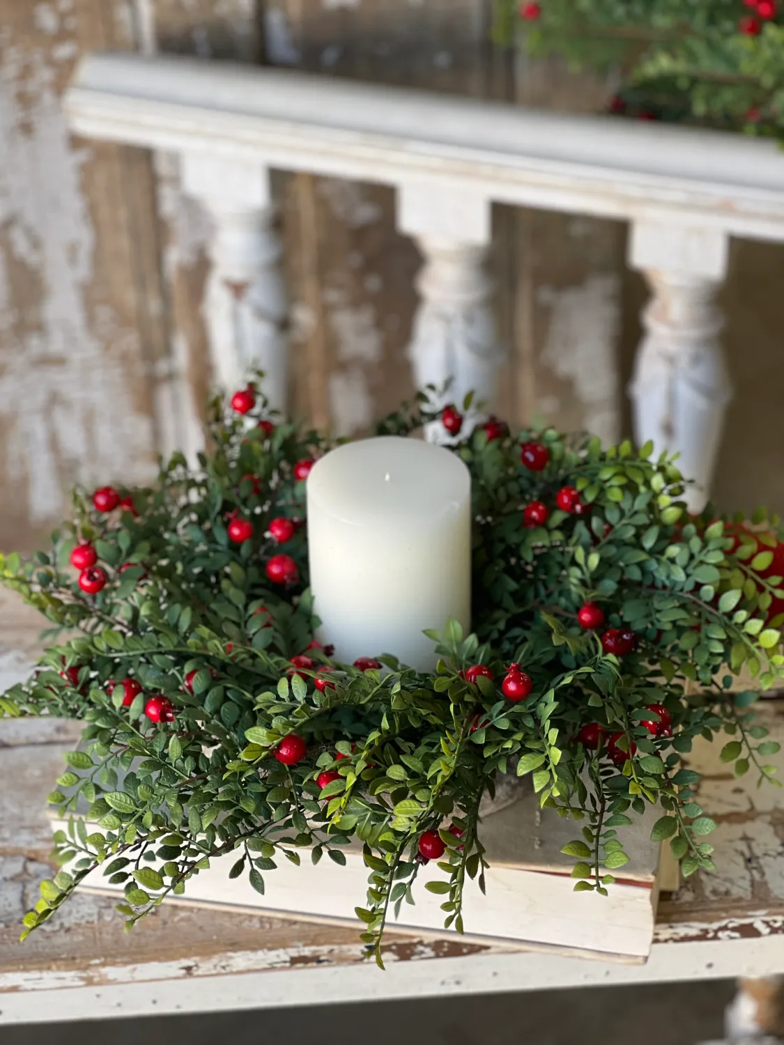 22&quot; Lively Berry Candle Ring