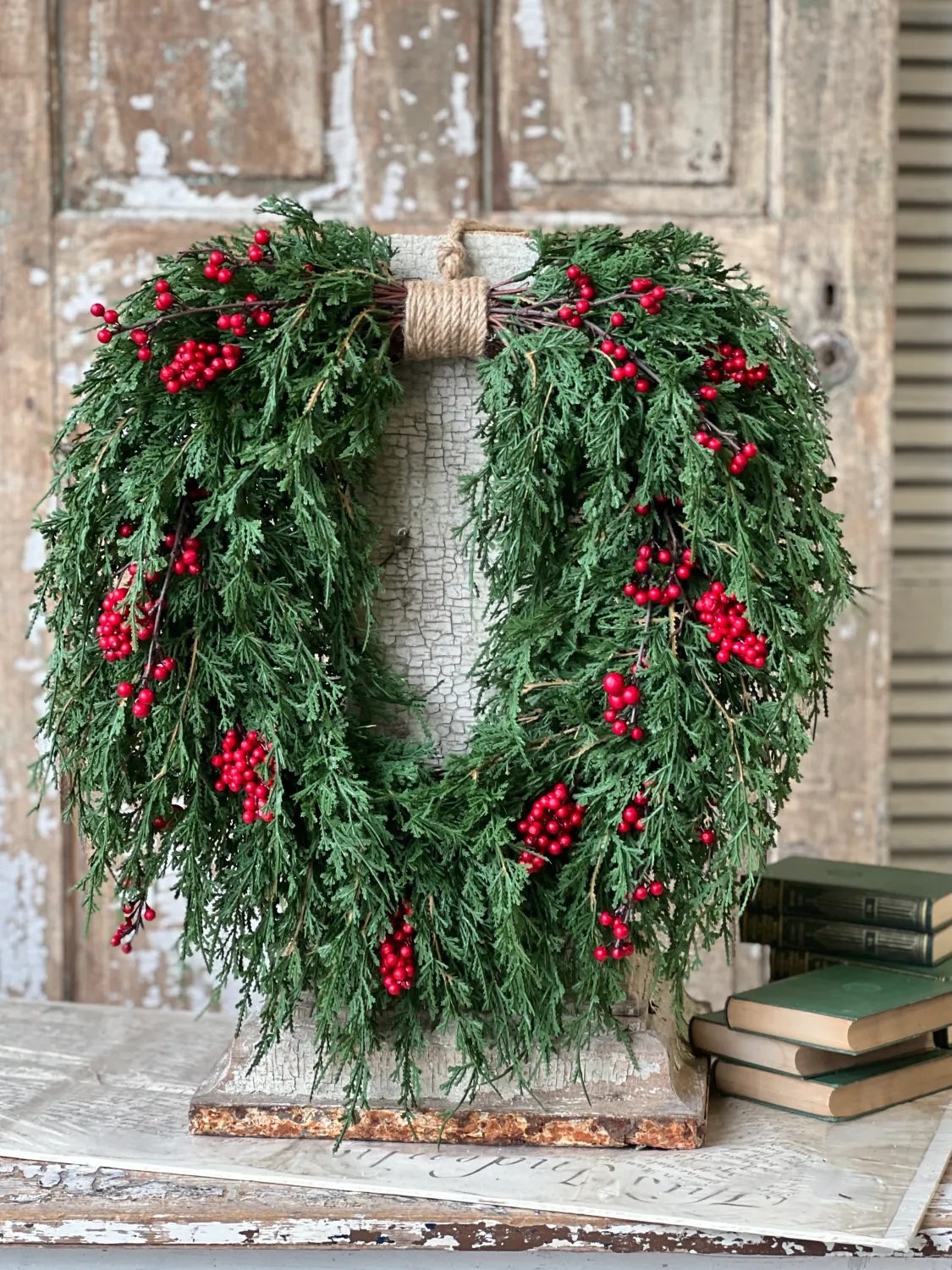 24&quot; Emerald Falls w/Berries Wreath