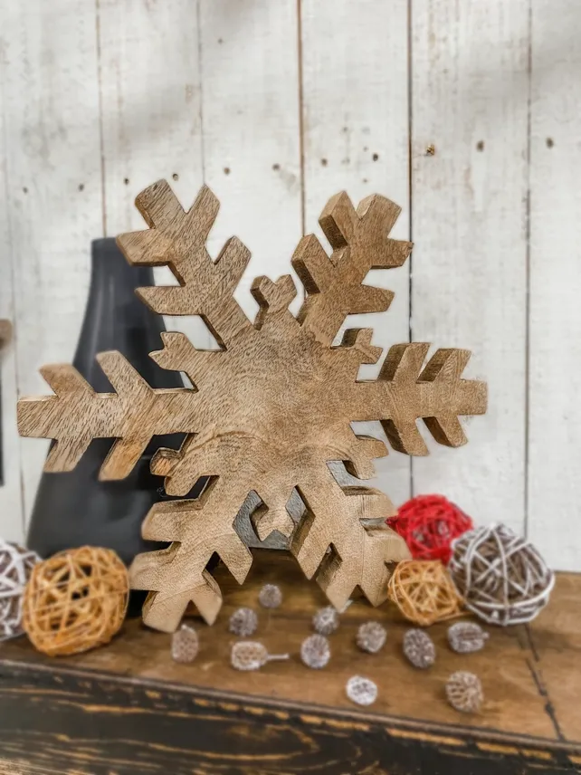 Natural Wood Snowflakes