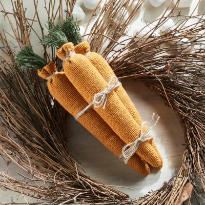 Folk Bundle of Carrots