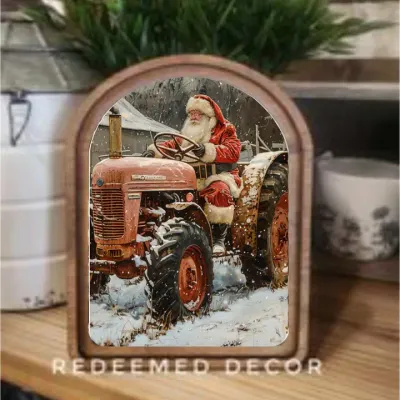 Tractor Santa
