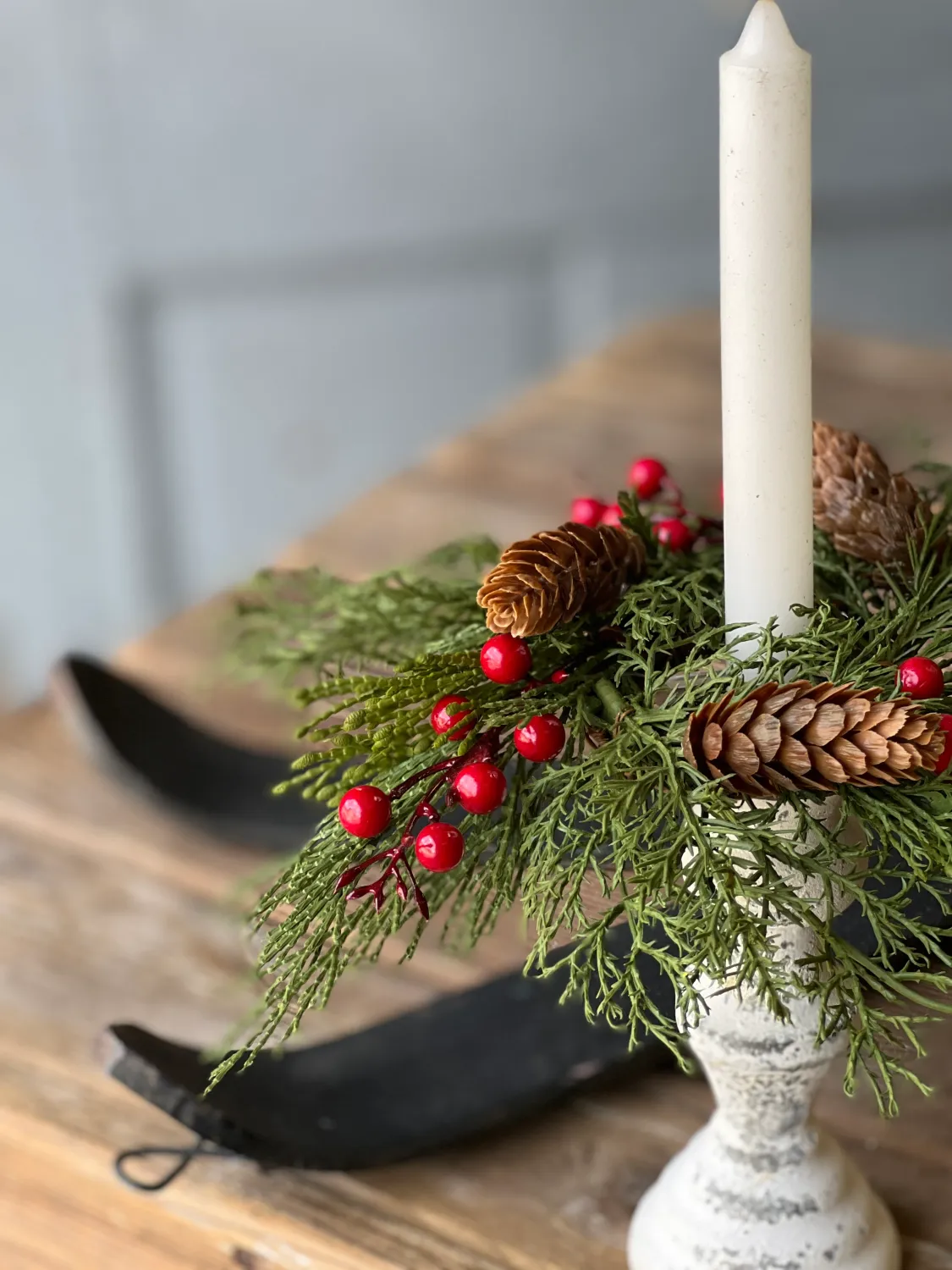 2" Alpine w/Berries Candle Ring