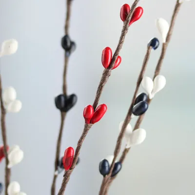 12" Americana Pip Berry Spray