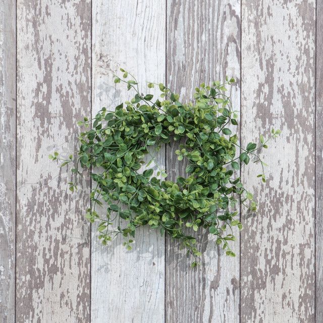 14" Vinca Leaf Candle Ring