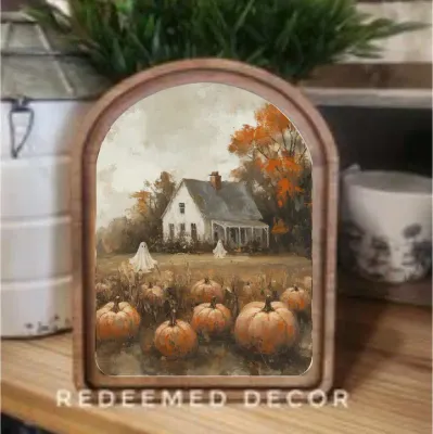 Halloween Pumpkin Farmhouse