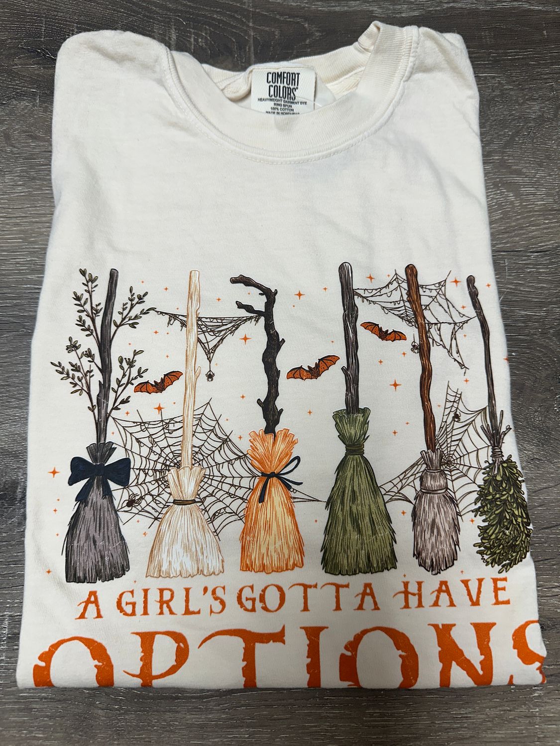 Brooms Tee-Ivory