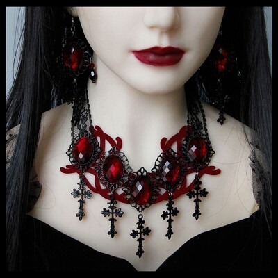 Vampire Style Necklace