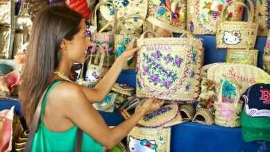 SHOPPING DOWNTOWN SHOPPING DOWNTOWN