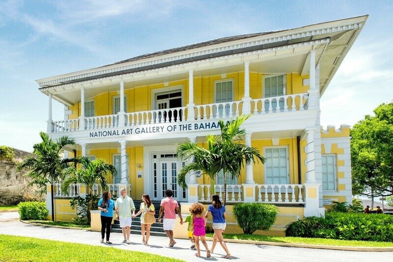 Sites and Tastes of the Bahamas