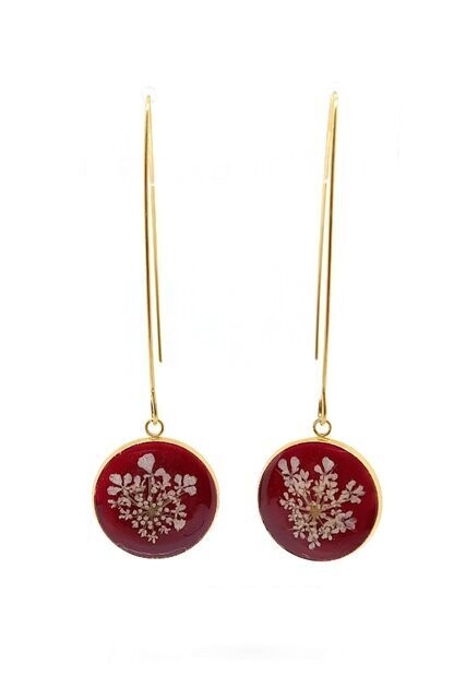 Boucles d'oreilles fleurs de Carotte, fond rouge cerise
