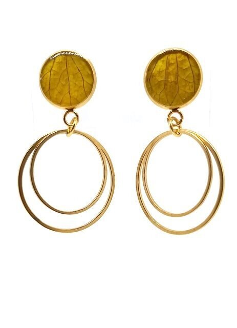 Boucles d'oreilles, pétales d'Hortensia jaune, anneaux inox dorés
