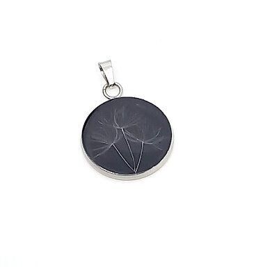Pendentif, graines de Pissenlit sur fond noir