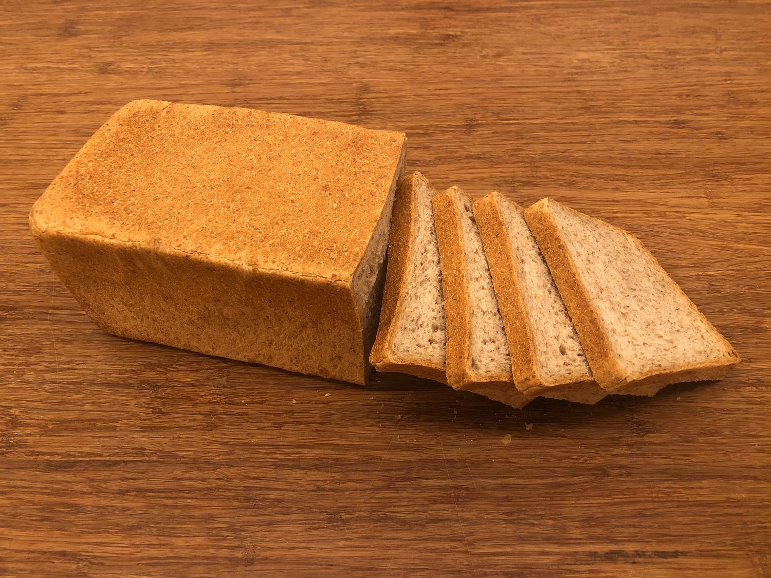 Backschüür14-Toast Vollkorn