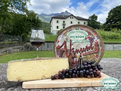 Formaggio Dicrodo Vinum - Mezza forma Formaggio Dicrodo Vinum - Mezza forma