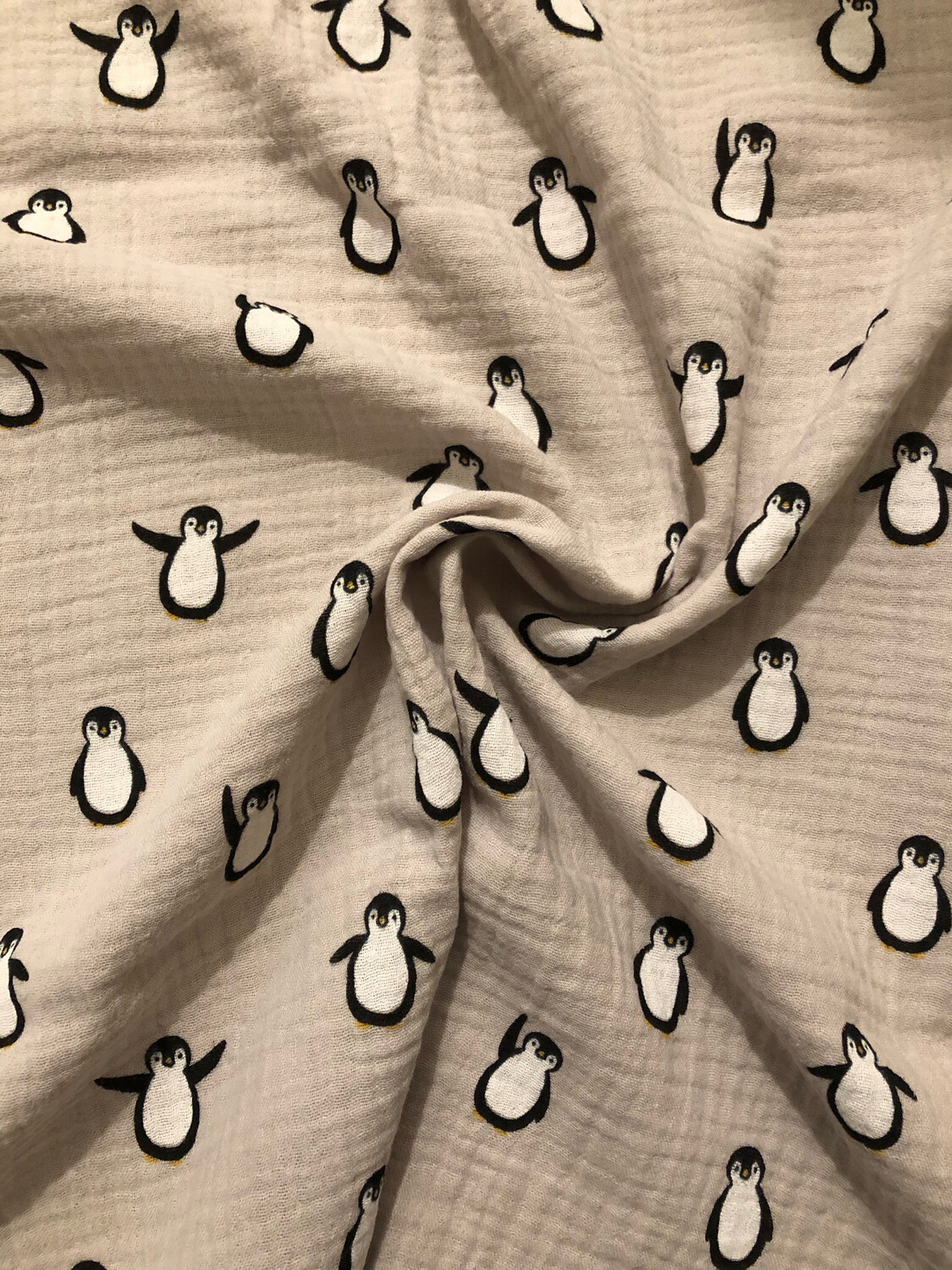 M 7 Pinguine grau