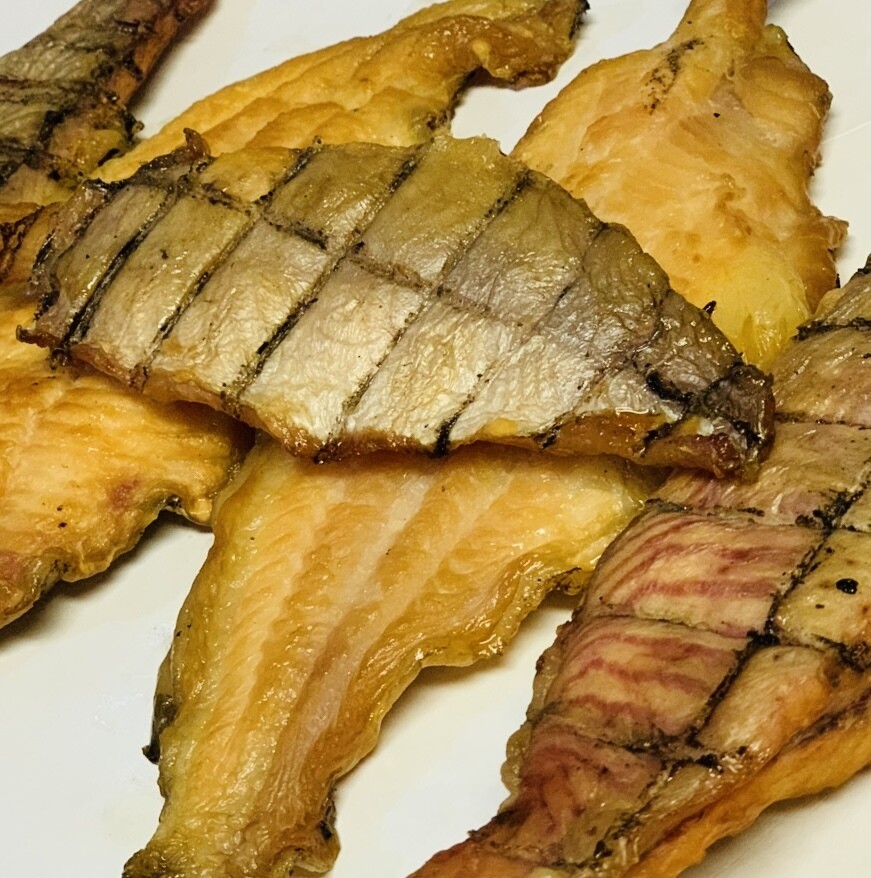 Wild Catfish • Fillets (Hot Smoke Process) (Average Weight Between 1.2-1.6 - LB) • (Сом)