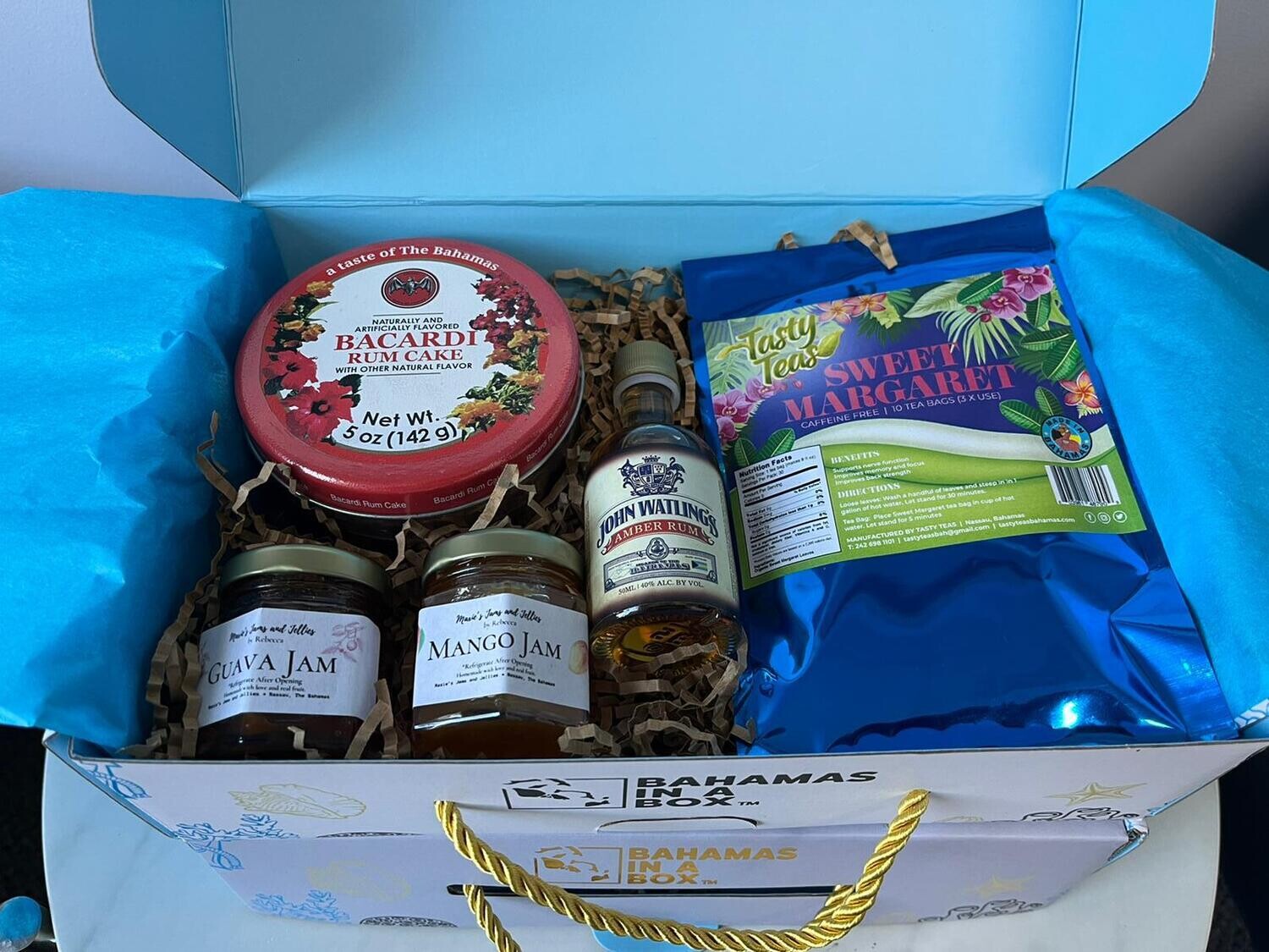 Bahamas Experience Gift Box 022
