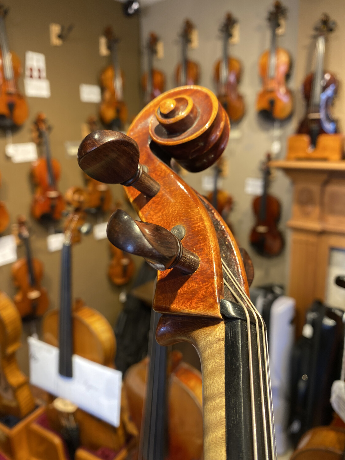 N.6523qb - A fine 16 3/8 viola by Burleigh Weeman, Boston 1894.